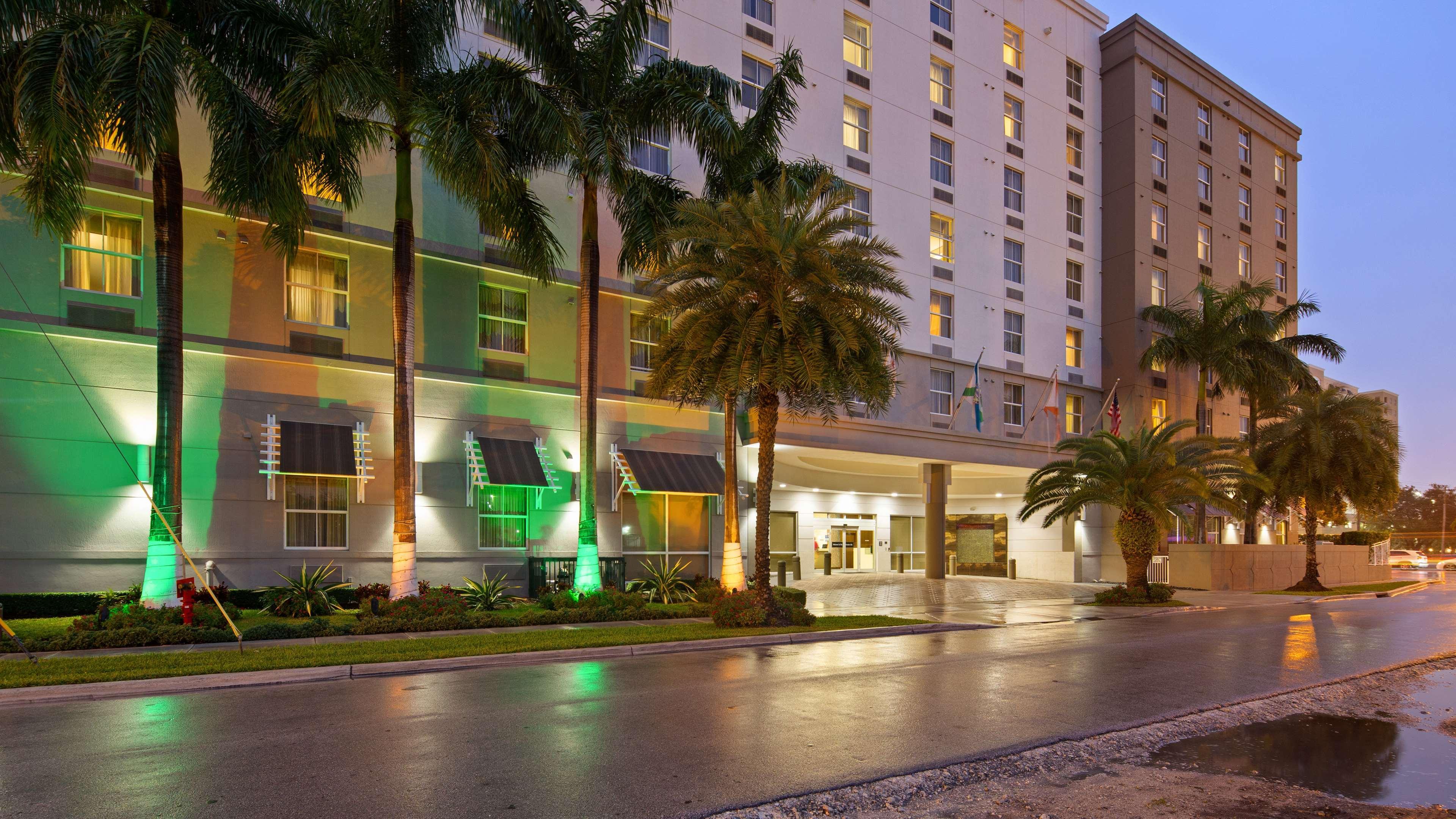 Best Western Plus Miami Intl Airport Hotel & Suites Coral Gables Eksteriør bilde