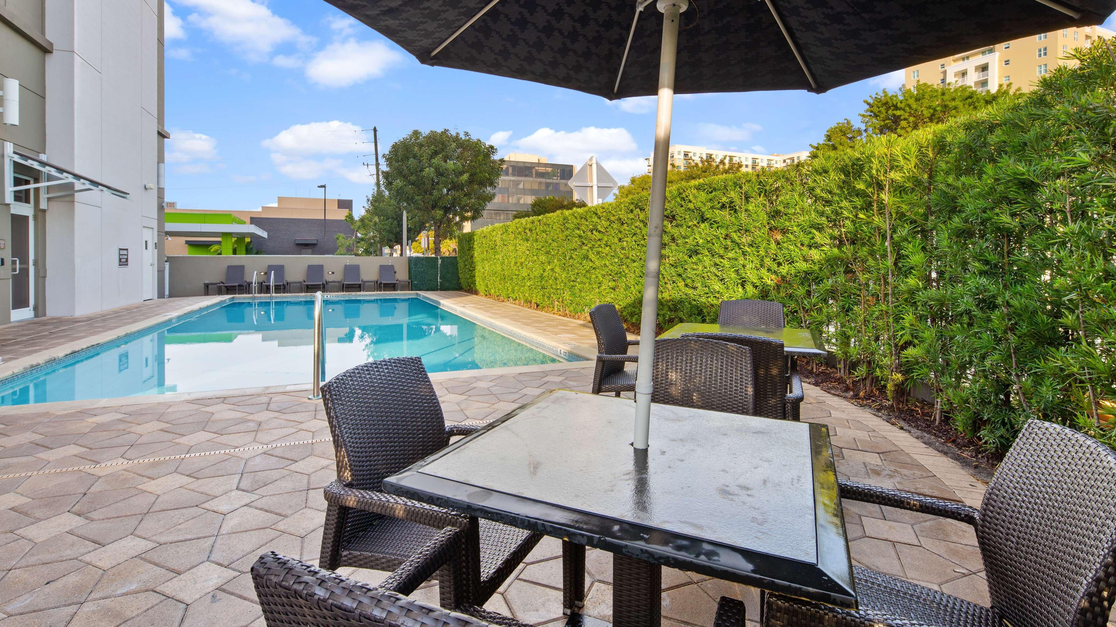Best Western Plus Miami Intl Airport Hotel & Suites Coral Gables Eksteriør bilde
